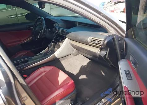 2018 Lexus Is 300 z USA, uszkodzony, nr VIN JTHBA1D25J5062732